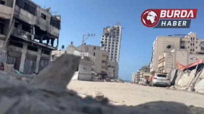 İsrail Gazze’deki en yüksek binası olan Al-Ghafri Kulesi’ni yıktı