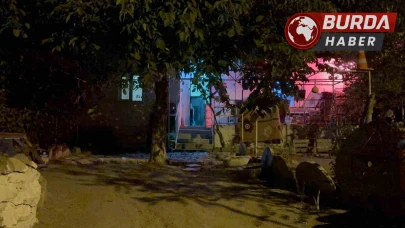 Kayseri'de tartıştığı erkek arkadaşını göğsünden bıçakladı.