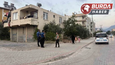 Balkondan düşerek yaralanan bebek hayatını kaybetti.
