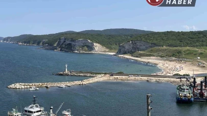 Kaymakamlık kararıyla Kırklareli’nde denize girme yasağı devam ediyor.