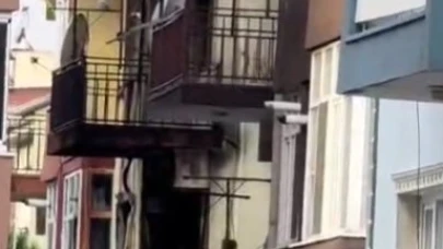 Yangından kurtulmak için çıktıkları balkon sonları oldu.