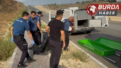 Adana Sarıçam’da yol kenarında bir erkek cesedi bulundu.