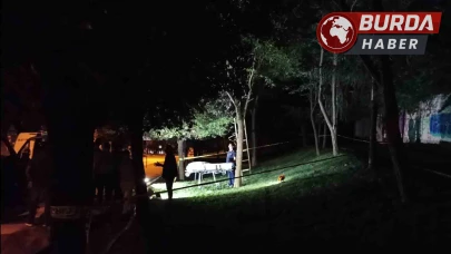 Ümraniye’de yaşlı bir adam ağaca asılı halde ölü bulundu