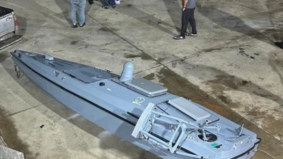 Trabzon’da menşei belirsiz bir insansız deniz aracı bulundu.