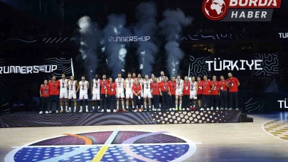 A Milli Erkek Basketbol Takımı ikinci defa Avrupa ikincisi oldu