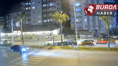 Mersin'de Yayaya Yol Verme İsteği Zincirleme Kazaya Neden Oldu
