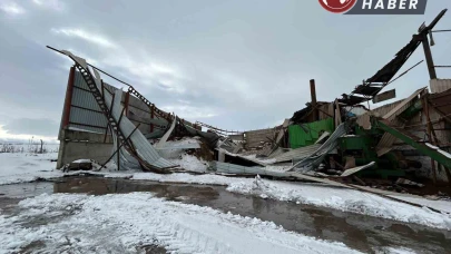 Diyarbakır'da Yoğun Kar Yağışı Sonrası 12 Fabrikanın Çatısı Çöktü