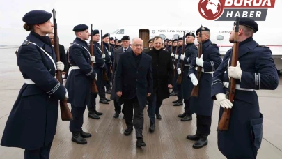 Milli Savunma Bakanı Yaşar Güler, Berlin'de