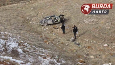 Otomobilin Lastiği Patladı, Şarampole Uçtu: 1 Ölü, 2 Ağır Yaralı