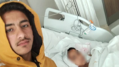 Ankara'da Sokak Köpekleri Çocuğa Saldırdı, Komşu Kurtardı