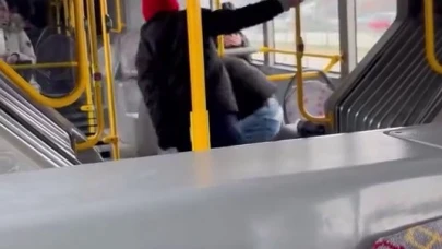 Bursa'da Otobüste Şahsı Darp Eden Şüpheli, "Komutanıma Bıçak Çekmişti"