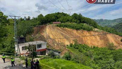 Ordu’da heyelan: O anlar kameraya yansıdı