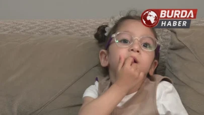 Kızı için su borularından yürüme bariyeri yaptı
