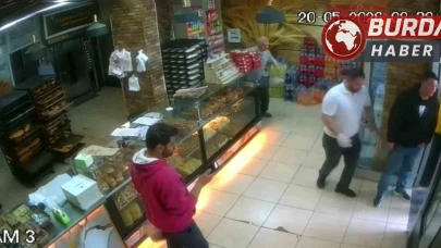 Deprem anı güvenlik kameralarına yansıdı
