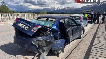 Erzincan-Çağlayan Karayolu’nda trafik kazası: 2 kişi yaralandı