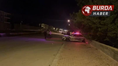 Kontrolden çıkan motosiklet, kamyonun altına girdi: 1 kişi öldü