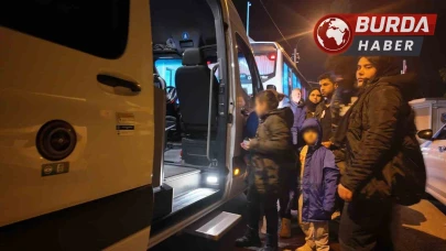 Yarı batık halde bulunan göçmen botunda 1 çocuk hayatını kaybetti