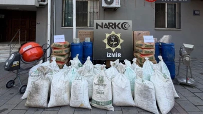 İzmir'de operasyon: 11 milyondan fazla uyuşturucu hap ele geçirildi