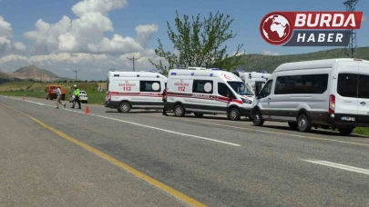 Batman’da iki otomobil çarpıştı: 9 kişi yaralandı