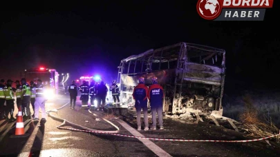 Otobüs kazasında hayatını kaybedenlerin 6’sının cenazesi teslim edildi