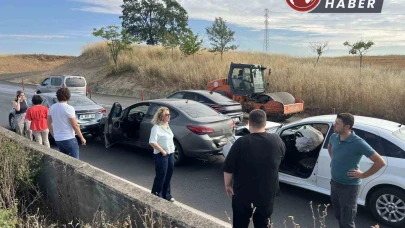 Tekirdağ’da 500 metre arayla iki zincirleme kaza yaşandı