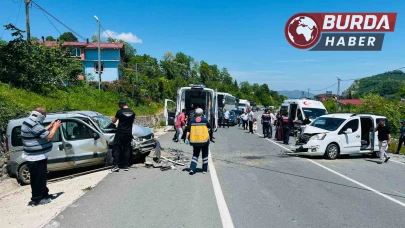 Ordu’da 3 aracın karıştığı trafik kazası: 7 kişi yaralandı