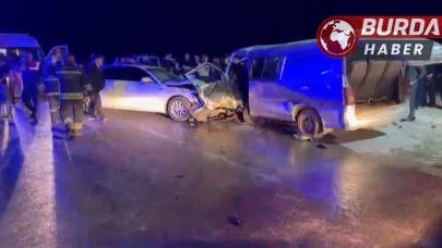 Gaziantep’te 2 araç çarpıştı: 1 ölü, 12 yaralı