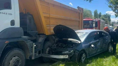 Muş’ta kamyon ile otomobil çarpıştı: 1 kişi yaralandı