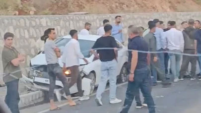 Siirt’te düğün konvoyunda kaza: 2 kişi yaralandı