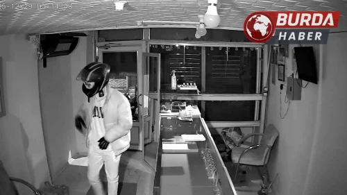 Iğdır'da Kuyumcuda Altın Hırsızlığı: Şüpheliler Lüks Araçla Yakalandı