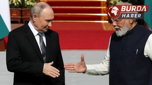 Rusya Devlet Başkanı Putin Hindistan'da Resmi Törenle Karşılandı