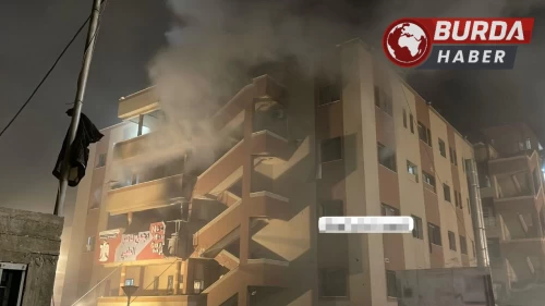 İsrail, Gazze Şeridi’ndeki Nasır Hastanesi’ne saldırdı.