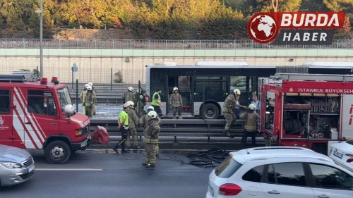 Bayrampaşa-Maltepe Metrobüs Durağı’nda korkutan araç yangını!