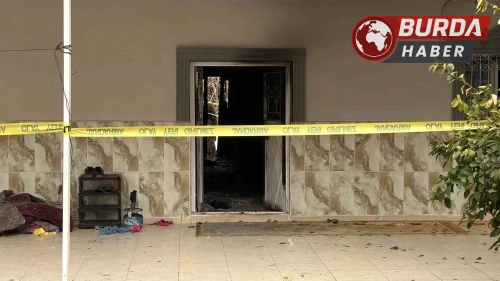 Mardin'de Ev Yangınında 2 Kişi Hayatını Kaybetti, 2 Kişi Ağır Yaralandı