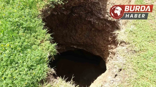 Yozgat'ta evlerin arasında oluşan obruk mahalleyi tedirgin etti