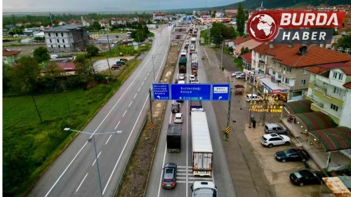Afyonkarahisar’dan bayram tatili boyunca yaklaşık 6 milyon araç geçti