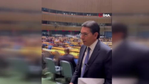 İsrail'in BM Daimi Temsilcisi, İranlı Diplomata Karşı Provokatif Tutum Sergiliyor