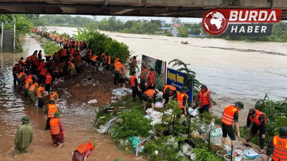 Vietnam’da Matmo Tayfunu bilançosu: 8 kişi hayatını kaybetti
