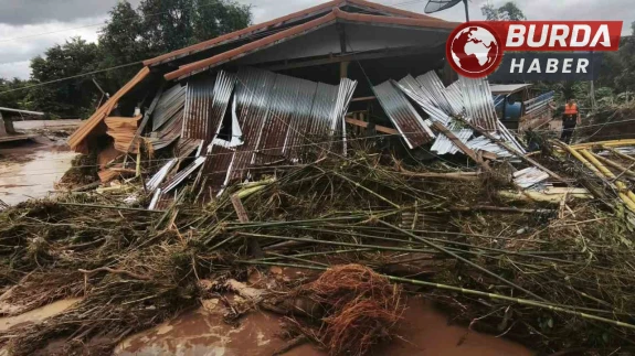 Güneydoğu Asya’da Bualoi Tayfunu'nun bilançosu ağırlaşıyor: 53 ölü