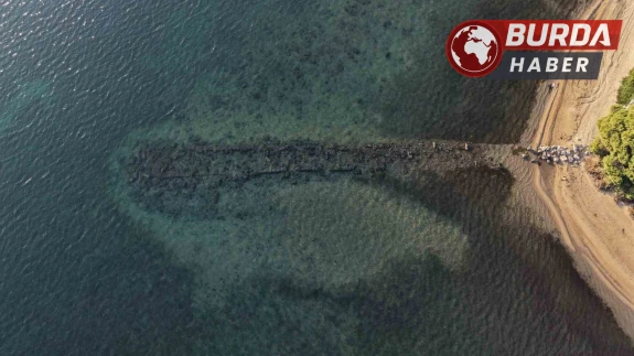 Erdek'te: Hytos Antik Limanı Deniz Çekilmesiyle Ortaya Çıktı