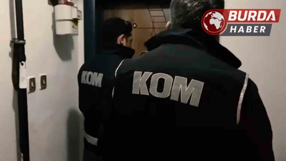 Çanakkale'de Nitelikli Yağma ve Kaçakçılıktan 10 Şüpheli Yakalandı