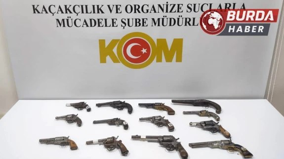 Samsun'da "Kayıp" Denilen Kültür Varlığı Tabancalar Evlerden Çıktı
