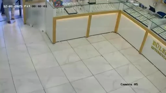 İzmir'de Kuyumcuların Müşteri Kavgası