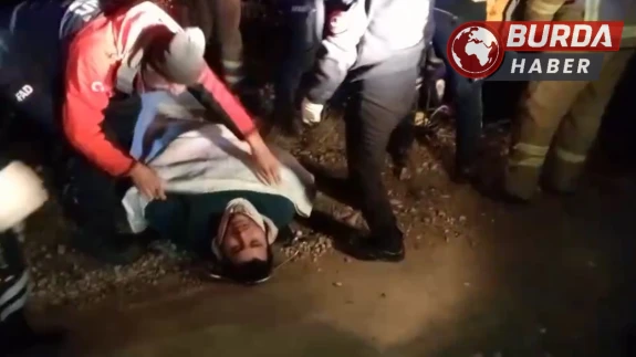 Uçuruma Yuvarlanan Motosikletli 1.5 Saatlik Operasyonla Kurtarıldı