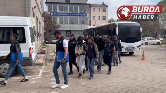 Ağrı merkezli yasa dışı bahis operasyonunda 20 kişi gözaltına alındı.