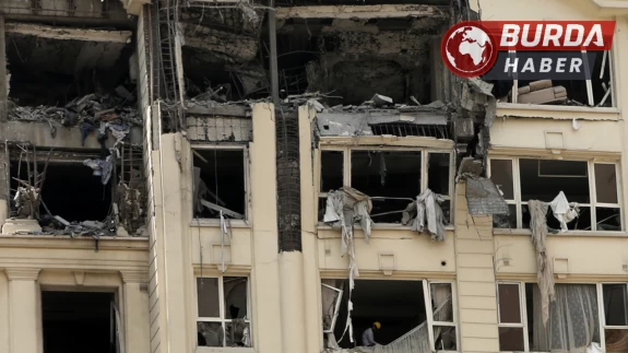 İsrail ordusu, İran’ın Tebriz, Şiraz ve Natanz kentlerine saldırdı.
