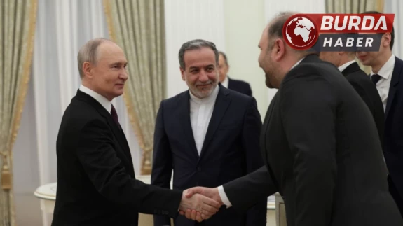 Putin ile Abbas Arakçi’nin Kremlin’deki görüşmesi başladı.