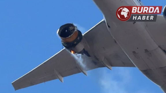 Yunanistan'da yolcu uçağının motoru kalkıştan sonra alev aldı.