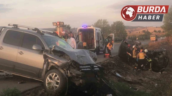 Bursa’da kaza: Eski başkan hayatını kaybetti, eşi ve 1 kişi yaralandı