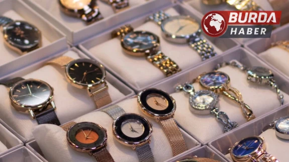 AVM baskını iddiası: Çocuk saat çaldı, akrabaları mağazayı bastı